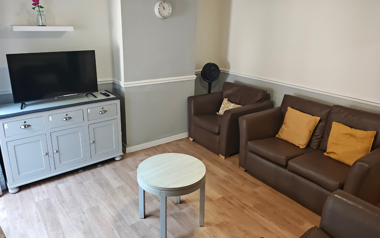 Beechley Drive Living Room (4)