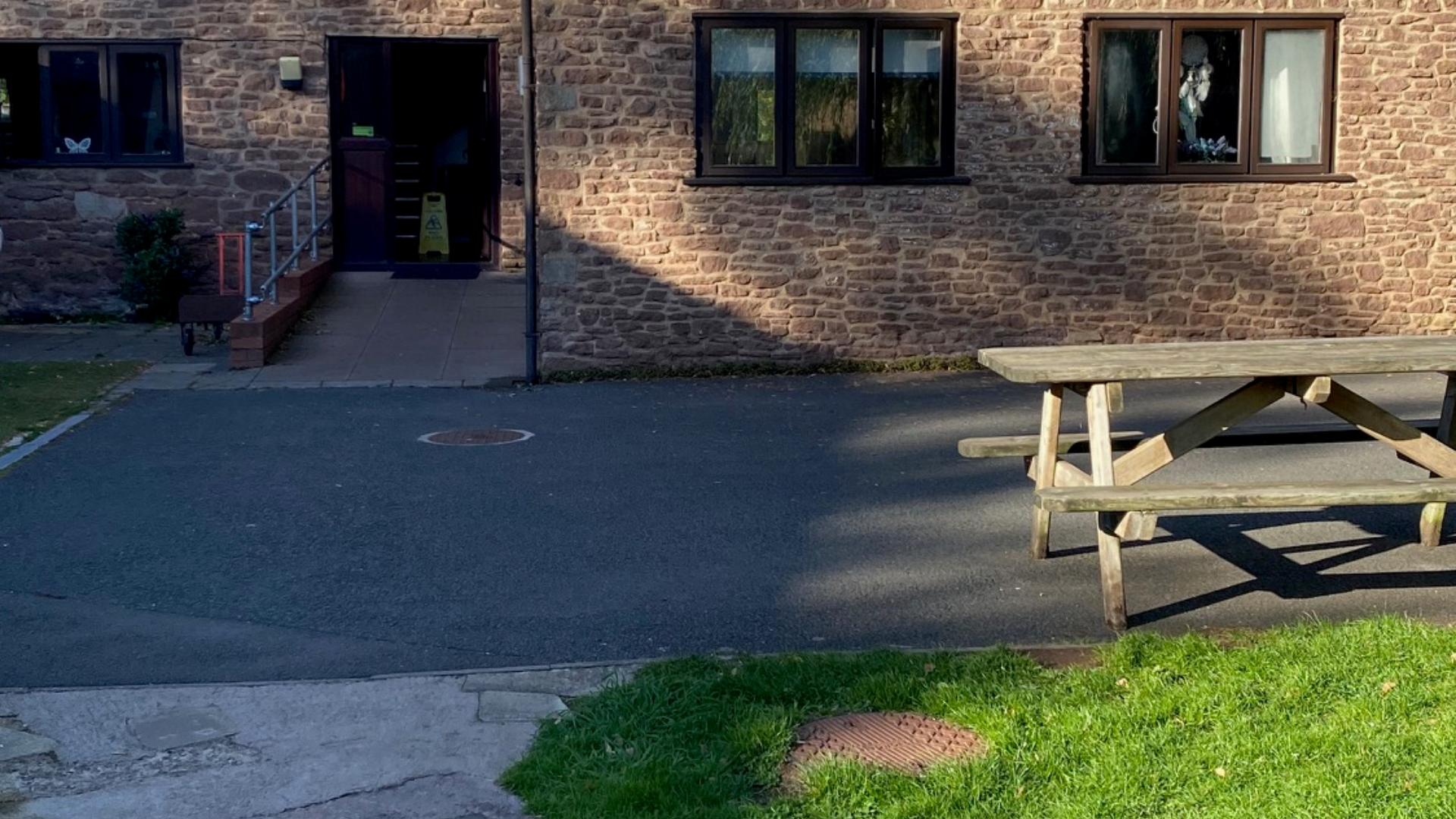 Tithe Barn Garden View 5