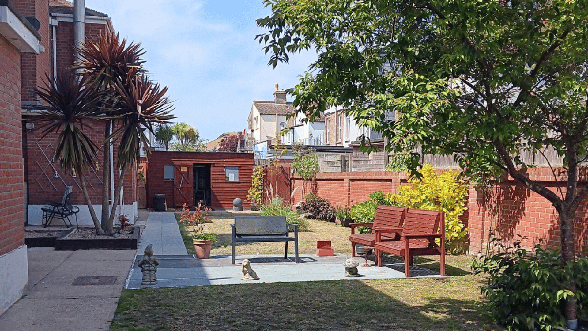 Gallery Penfold Lodge Garden 1