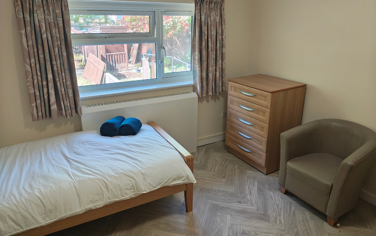 Beechley Drive Bedroom (2)