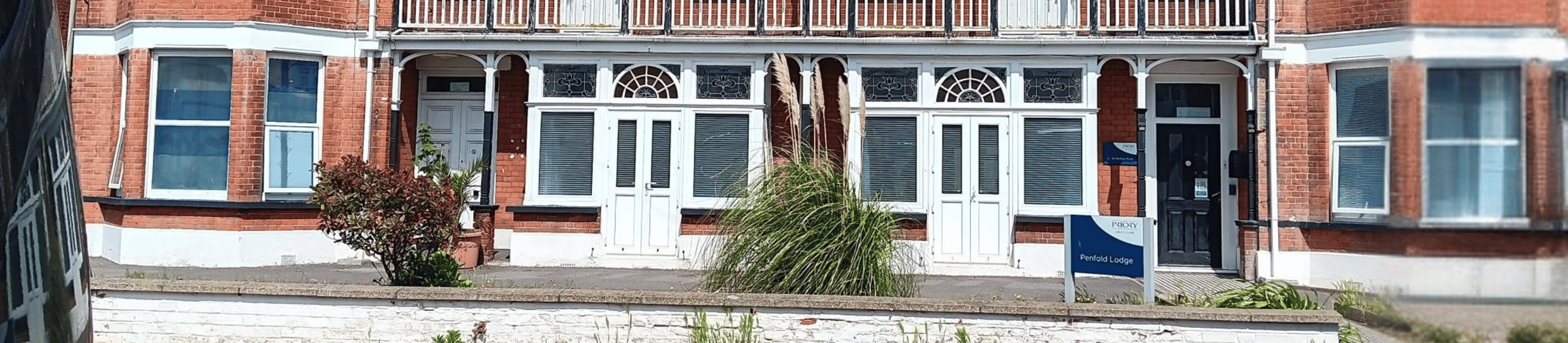 Penfold Lodge Exterior Banner